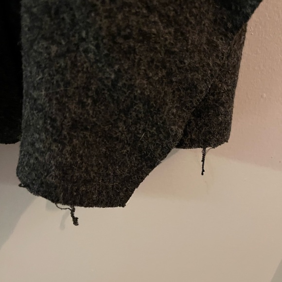 GapBody Turtle Neck Poncho - Picture 3 of 4